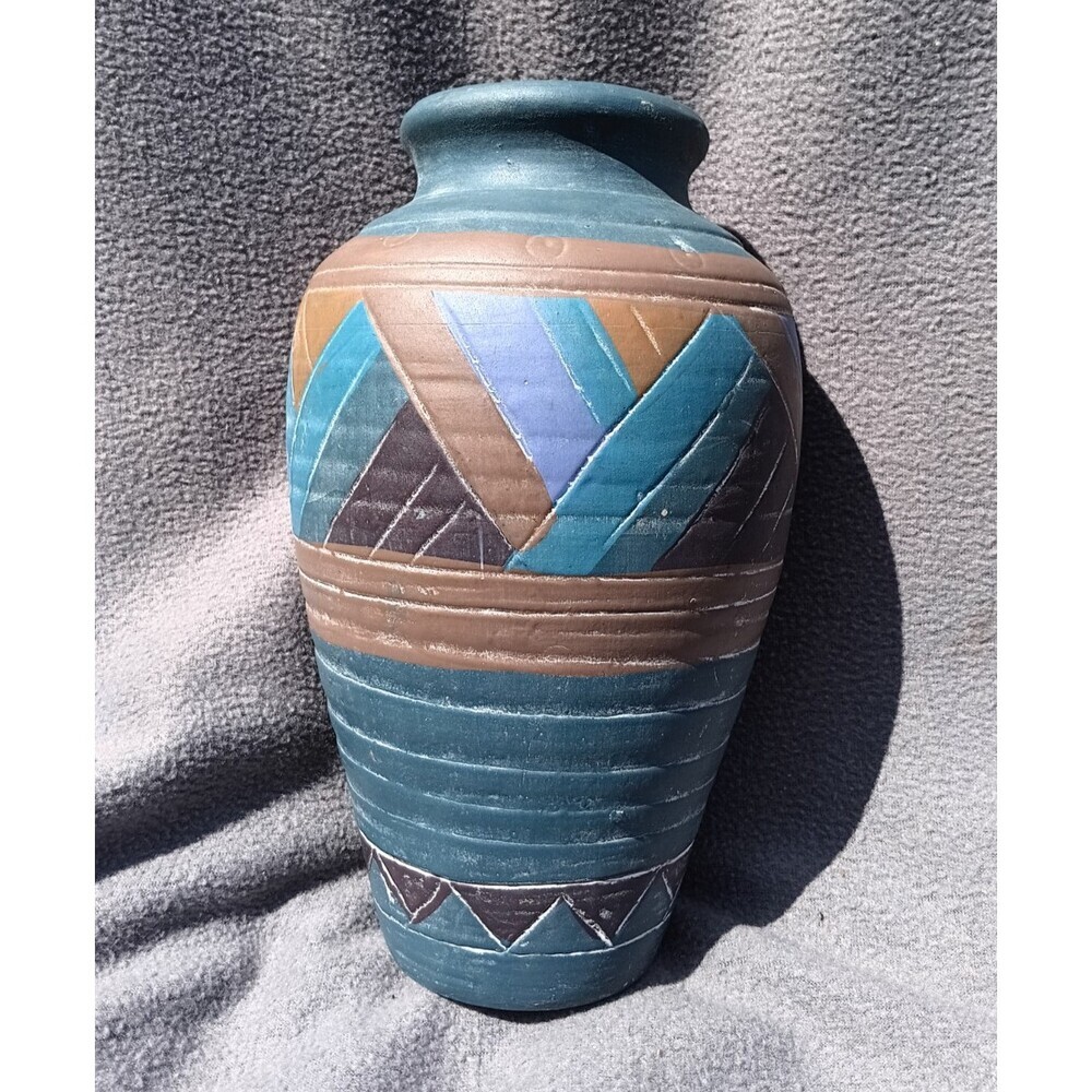 Vtg Southwest Pottery Vase Etched Geometric Terracotta Pastel Mountain Scene - Picture 1 of 8